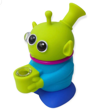 Little Green Alien Silicone Waterpipe